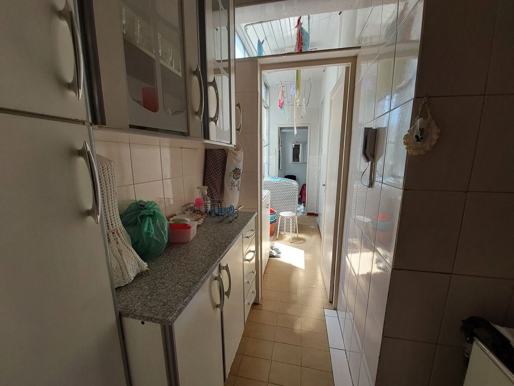 Imagens do imóveis Apartamento 3 quartos com dependência uma vaga de garagem na escritura.