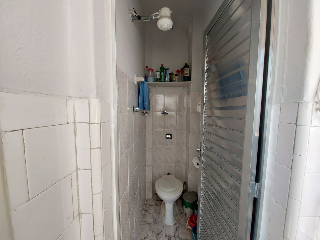 Imagens do imóveis Apartamento 3 quartos com dependência uma vaga de garagem na escritura.