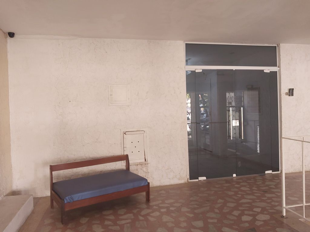 Imagens do imóveis Apartamento 3 quartos com dependência uma vaga de garagem na escritura.
