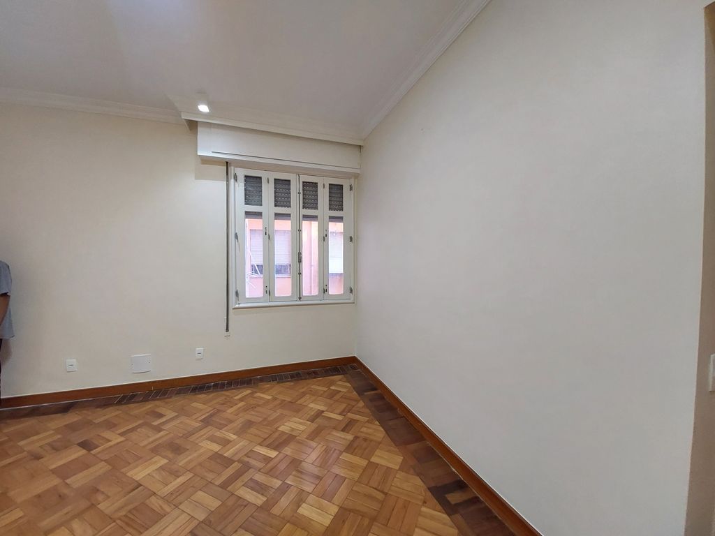 Imagens do imóveis Oportunidade apartamento dois quartos reformado