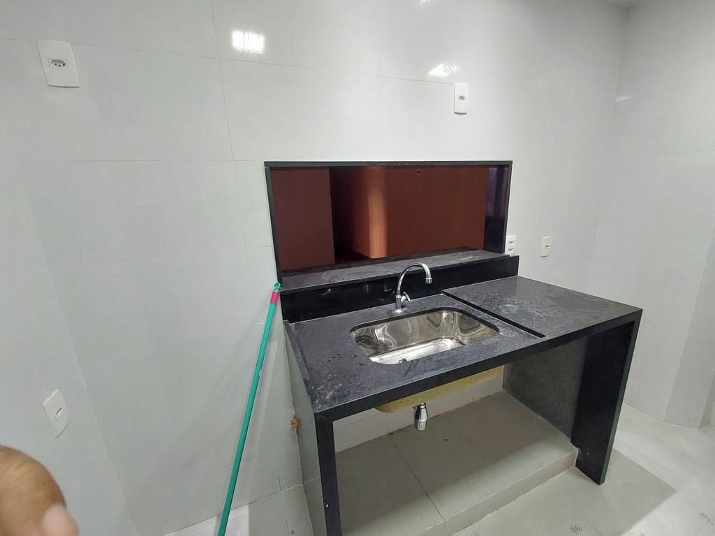Imagens do imóveis Oportunidade apartamento dois quartos reformado