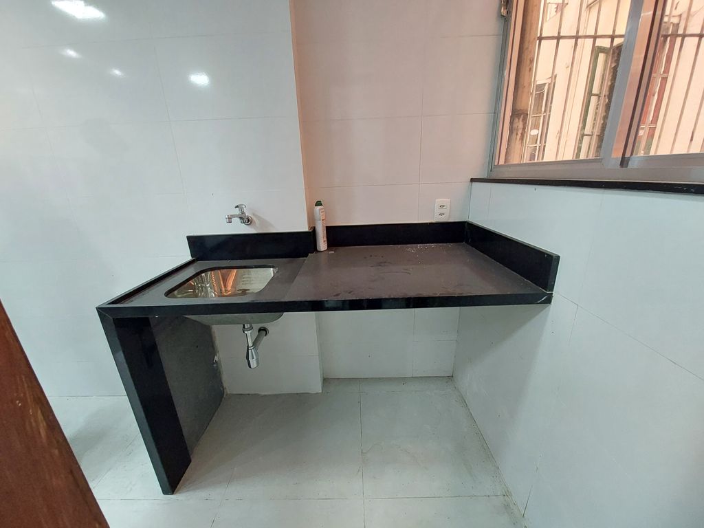 Imagens do imóveis Oportunidade apartamento dois quartos reformado