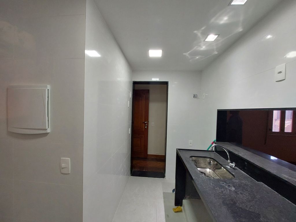Imagens do imóveis Oportunidade apartamento dois quartos reformado