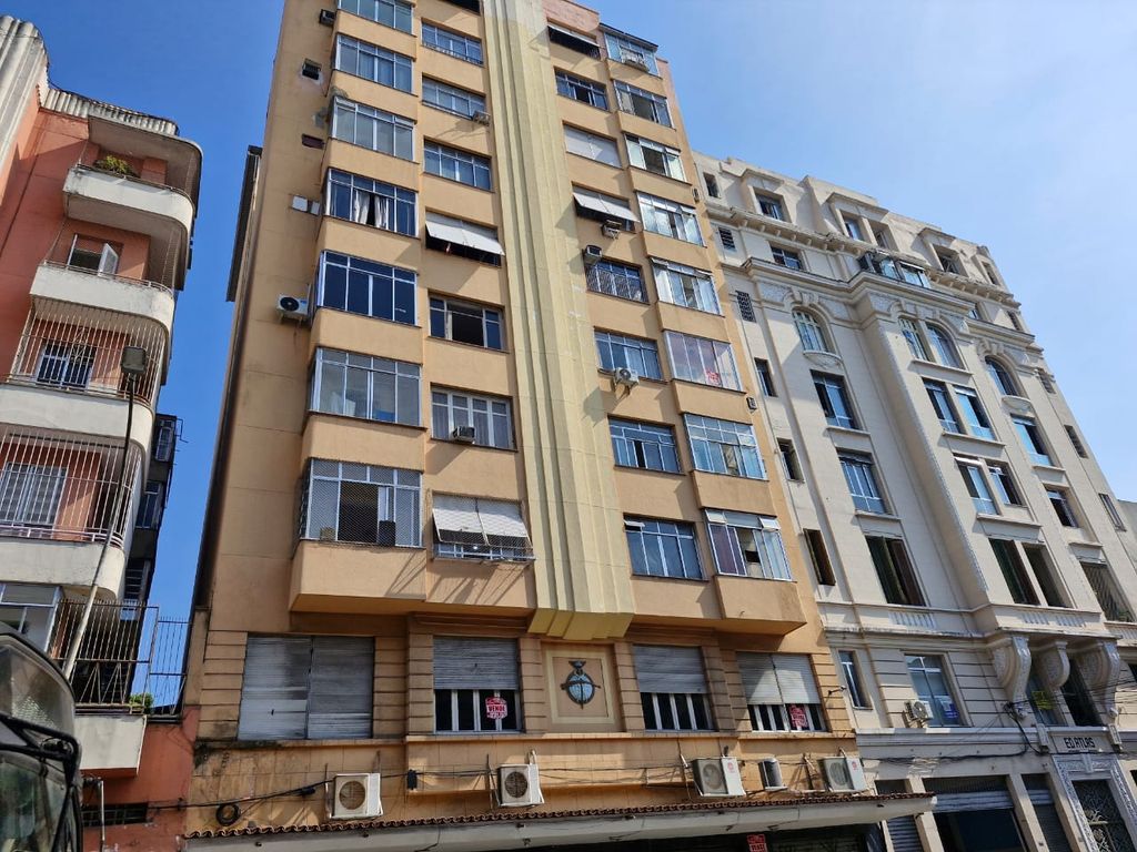 Imagens do imóveis Oportunidade apartamento dois quartos reformado