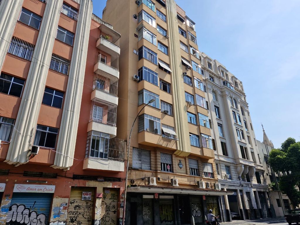 Imagens do imóveis Oportunidade apartamento dois quartos reformado