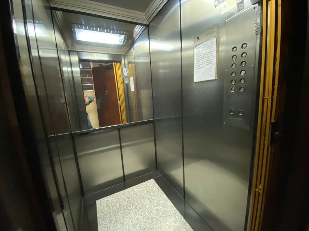 Imagens do imóveis Apartamento Totalmente Reformando na Rua Riachuelo no Centro do Rio de Janeiro