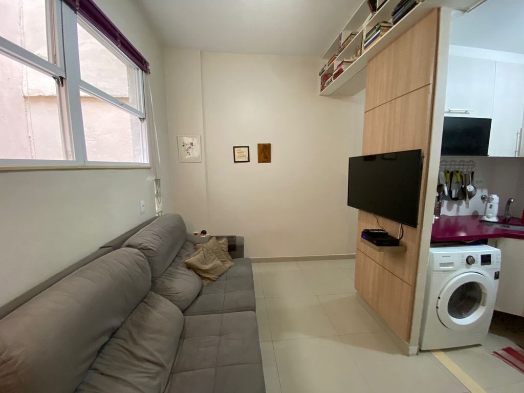 Imagens do imóveis Apartamento Totalmente Reformando na Rua Riachuelo no Centro do Rio de Janeiro