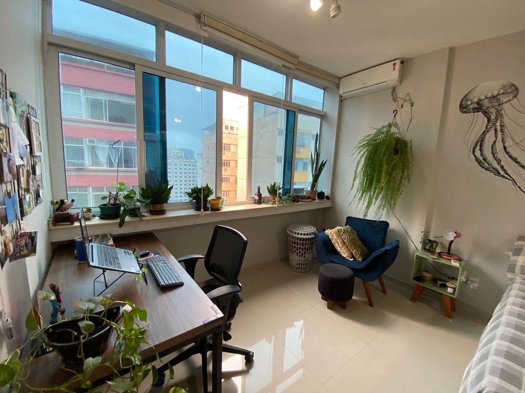 Imagens do imóveis Apartamento Totalmente Reformando na Rua Riachuelo no Centro do Rio de Janeiro