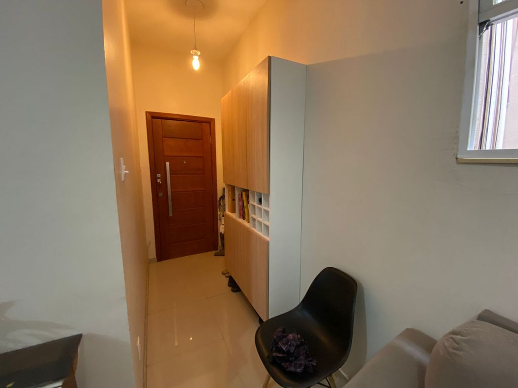 Imagens do imóveis Apartamento Totalmente Reformando na Rua Riachuelo no Centro do Rio de Janeiro