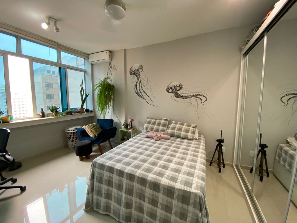 Imagens do imóveis Apartamento Totalmente Reformando na Rua Riachuelo no Centro do Rio de Janeiro