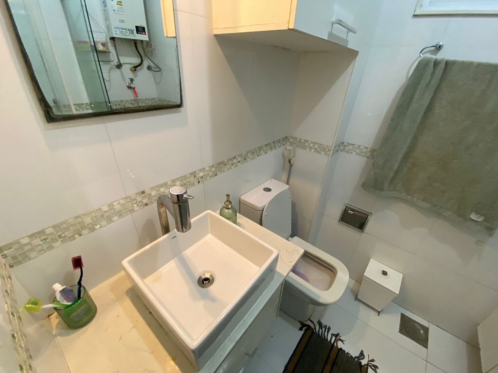 Imagens do imóveis Apartamento Totalmente Reformando na Rua Riachuelo no Centro do Rio de Janeiro