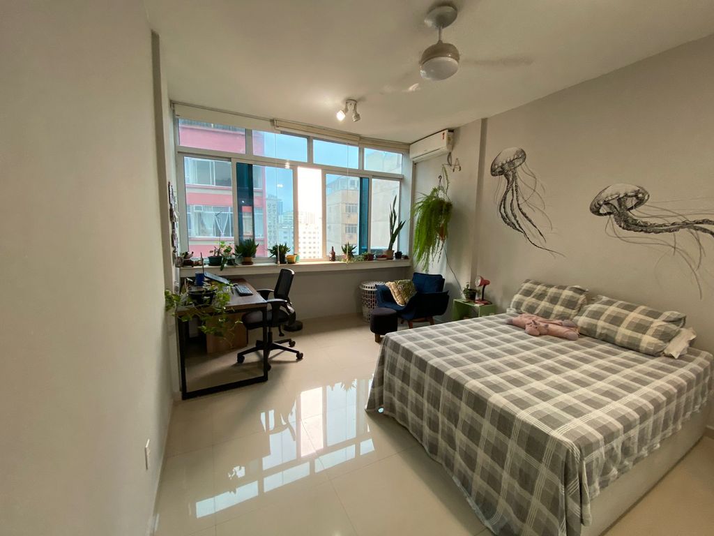 Imagens do imóveis Apartamento Totalmente Reformando na Rua Riachuelo no Centro do Rio de Janeiro