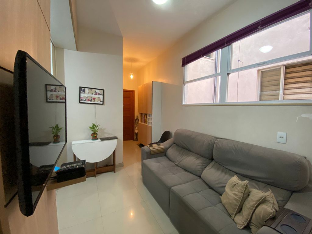 Imagens do imóveis Apartamento Totalmente Reformando na Rua Riachuelo no Centro do Rio de Janeiro