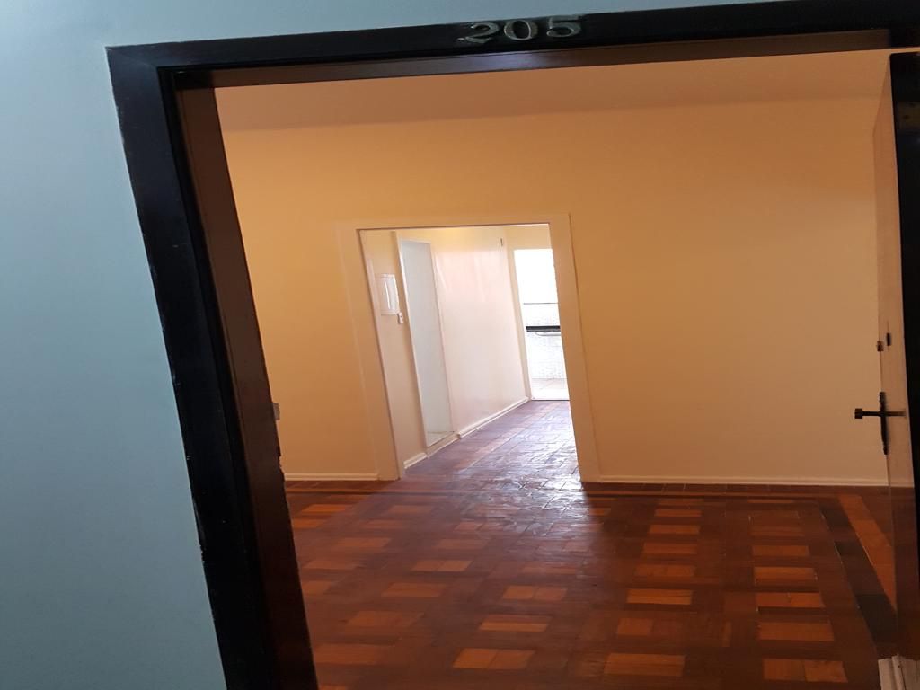 Imagens do imóveis Apartamneto emSanta Tresa, 3 dormitórios,2 banheiros e 80 metros quadrados.