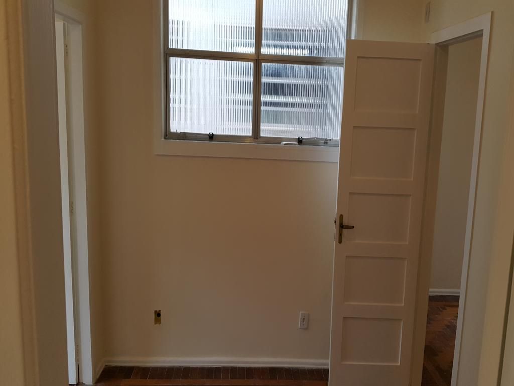 Imagens do imóveis Apartamneto emSanta Tresa, 3 dormitórios,2 banheiros e 80 metros quadrados.