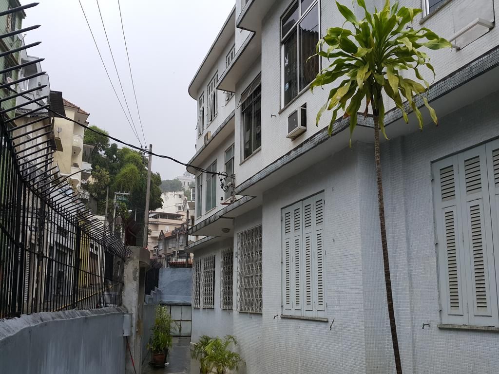 Imagens do imóveis Apartamneto emSanta Tresa, 3 dormitórios,2 banheiros e 80 metros quadrados.