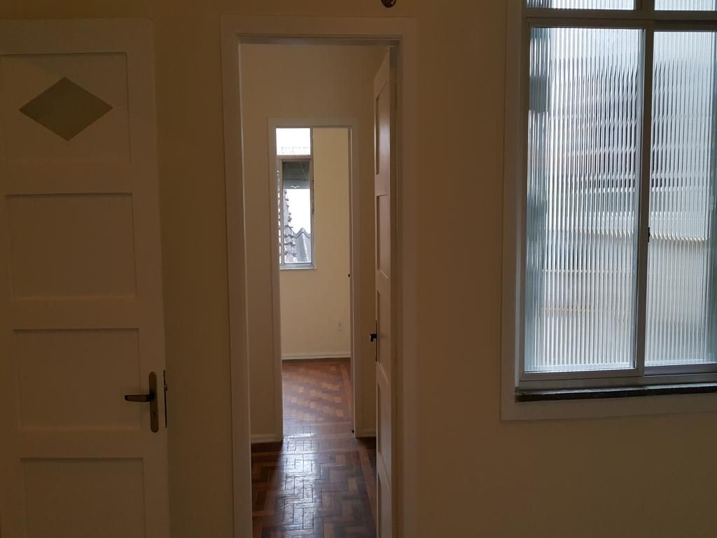 Imagens do imóveis Apartamneto emSanta Tresa, 3 dormitórios,2 banheiros e 80 metros quadrados.