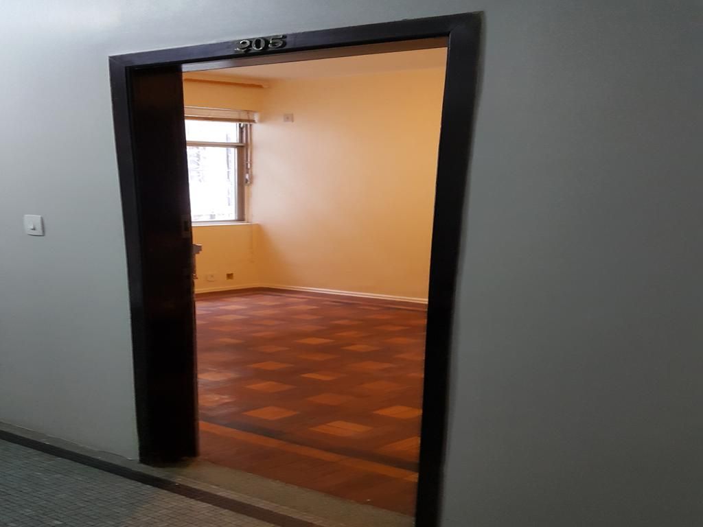 Imagens do imóveis Apartamneto emSanta Tresa, 3 dormitórios,2 banheiros e 80 metros quadrados.