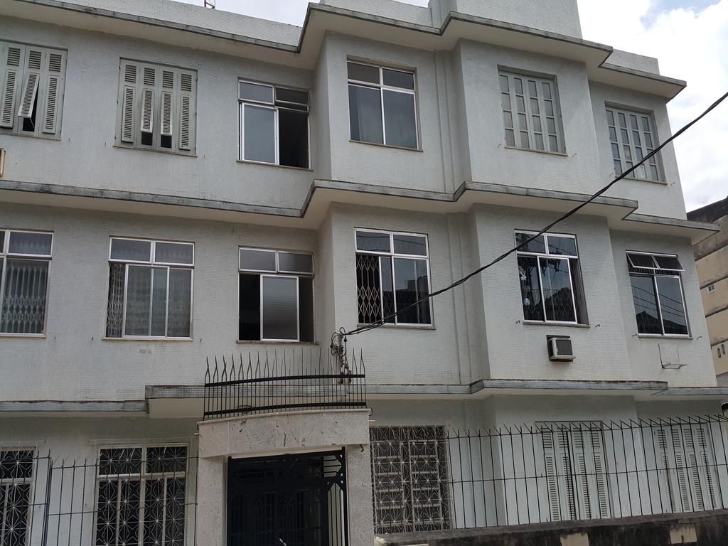 Imagens do imóveis Apartamneto emSanta Tresa, 3 dormitórios,2 banheiros e 80 metros quadrados.