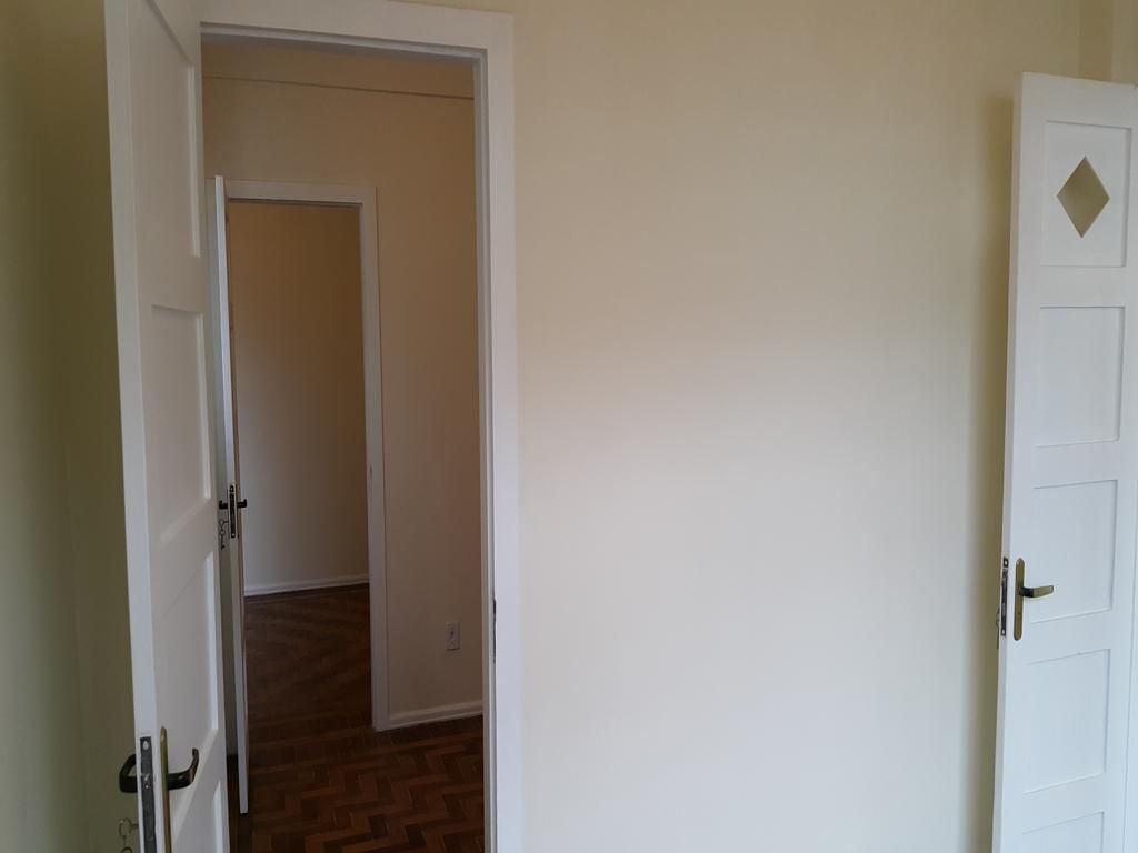 Imagens do imóveis Apartamneto emSanta Tresa, 3 dormitórios,2 banheiros e 80 metros quadrados.