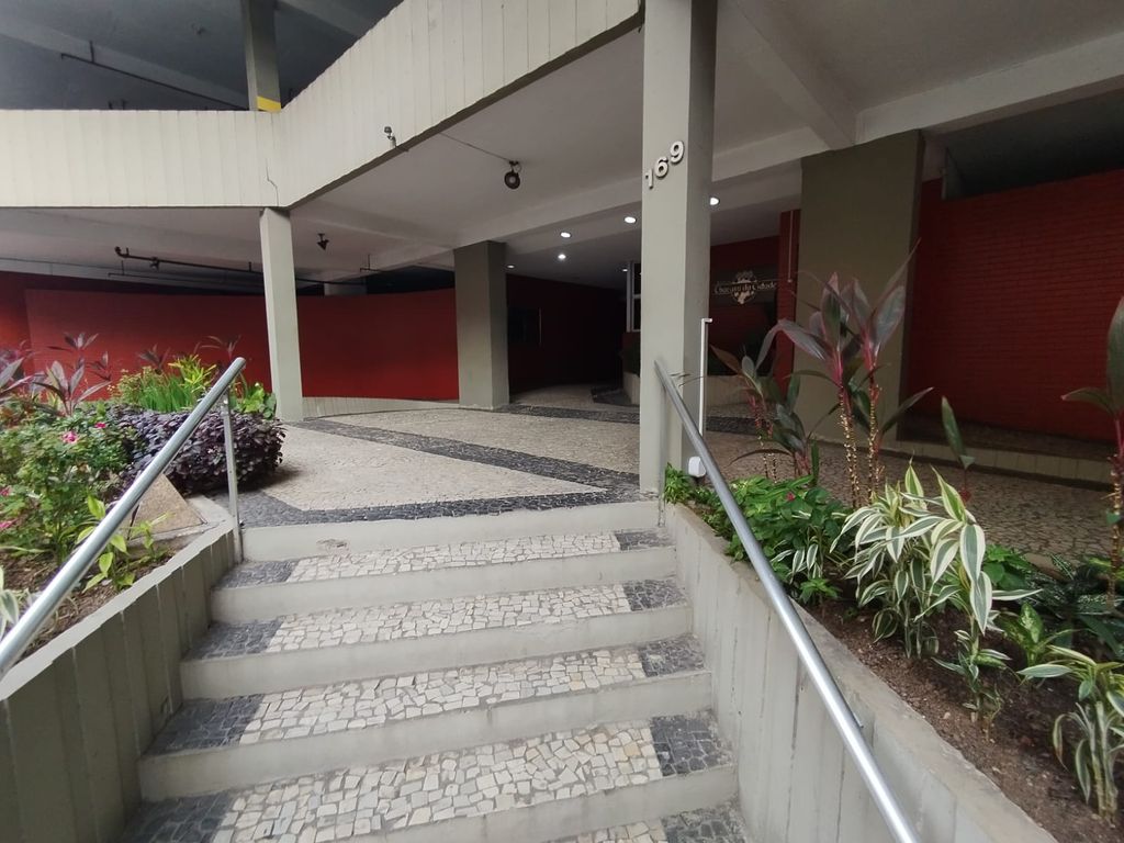 Imagens do imóveis Apartamento de Sala Dois Quartos Com Dependência Completa no Centro do Rio