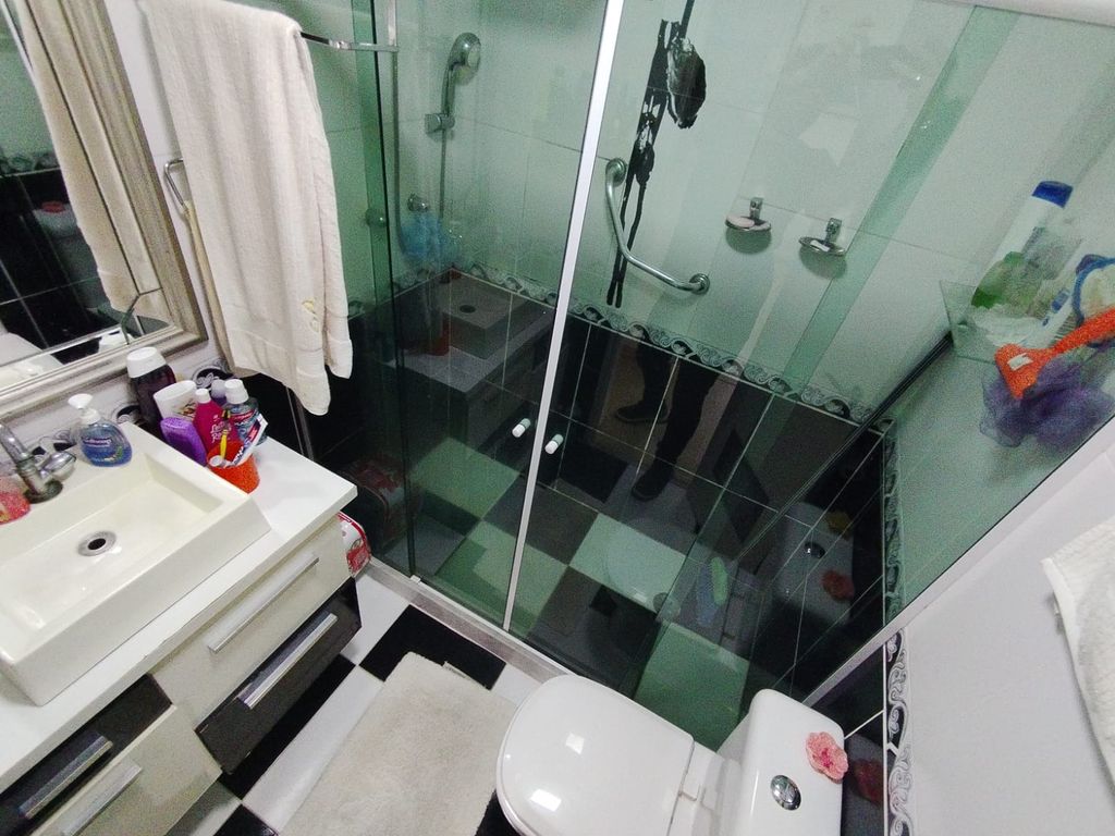 Imagens do imóveis Apartamento de Sala Dois Quartos Com Dependência Completa no Centro do Rio