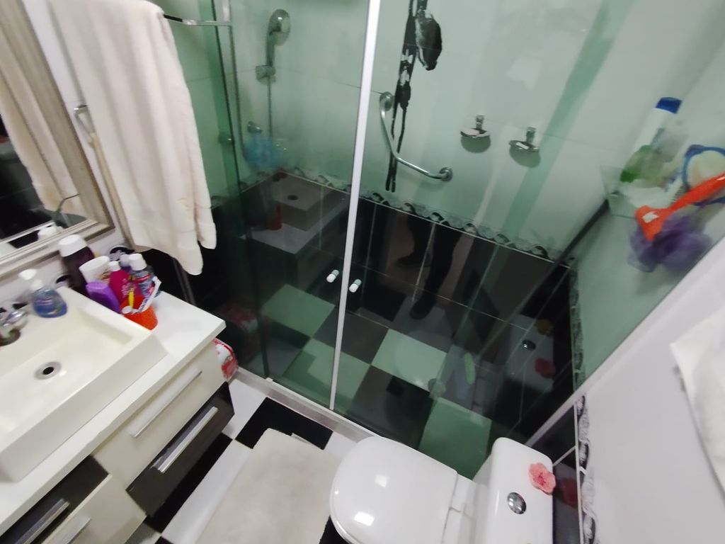 Imagens do imóveis Apartamento de Sala Dois Quartos Com Dependência Completa no Centro do Rio