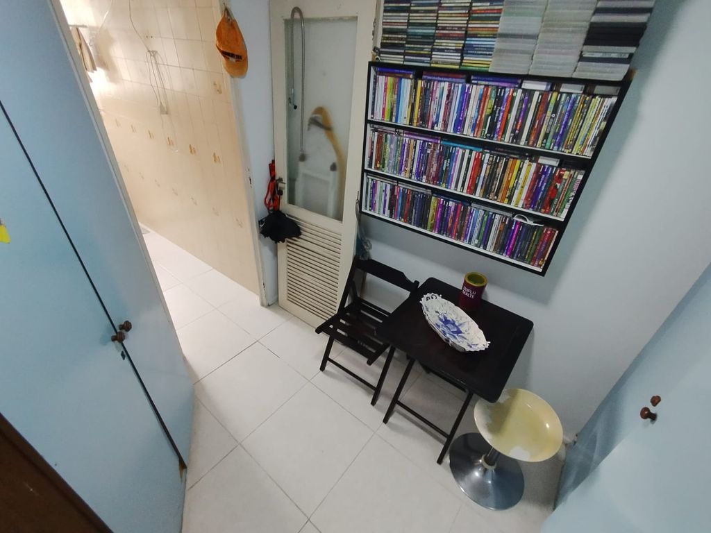 Imagens do imóveis Apartamento de Sala Dois Quartos Com Dependência Completa no Centro do Rio