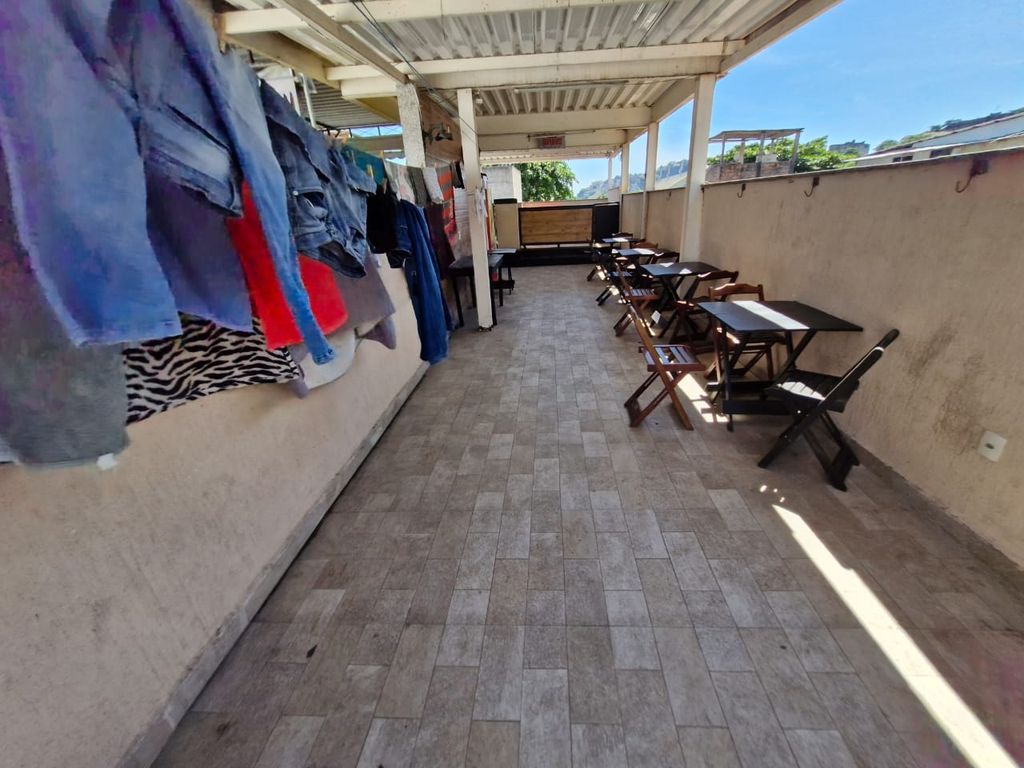 Imagens do imóveis Hostel com cerca de 250 metros quadrados no Bairro Catunbí.