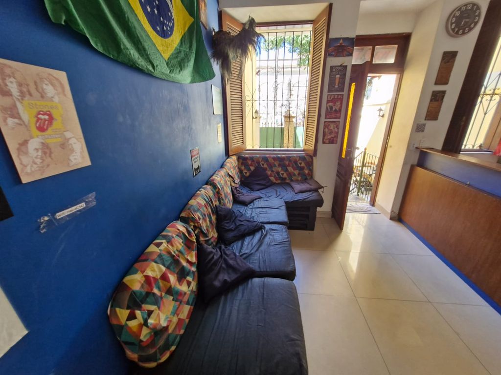 Imagens do imóveis Hostel com cerca de 250 metros quadrados no Bairro Catunbí.