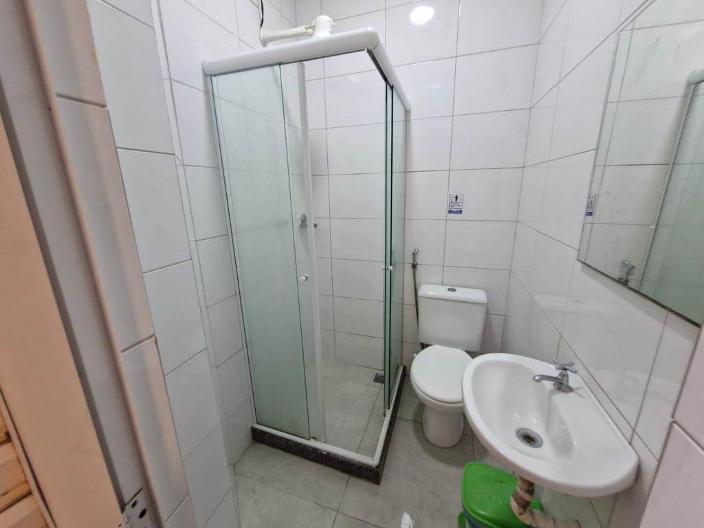 Imagens do imóveis Hostel com cerca de 250 metros quadrados no Bairro Catunbí.