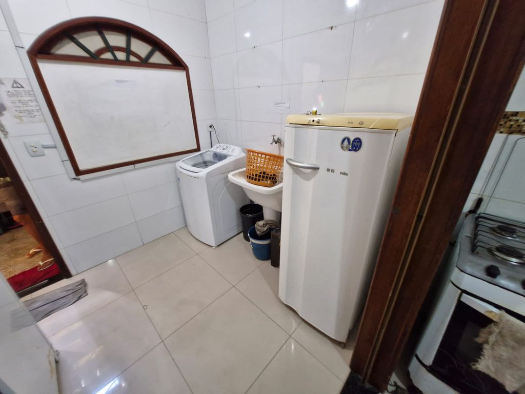 Imagens do imóveis Hostel com cerca de 250 metros quadrados no Bairro Catunbí.