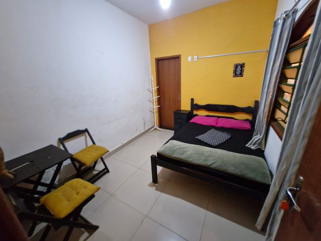 Imagens do imóveis Hostel com cerca de 250 metros quadrados no Bairro Catunbí.