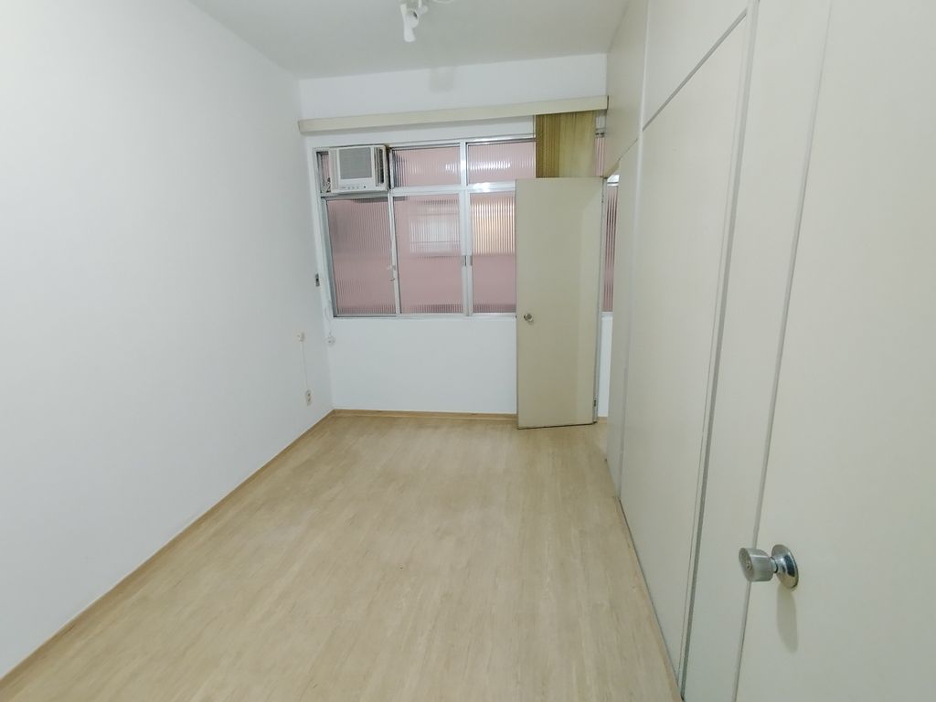Imagens do imóveis Sala Comercial em Catete no Rio de Janeiro para Venda
