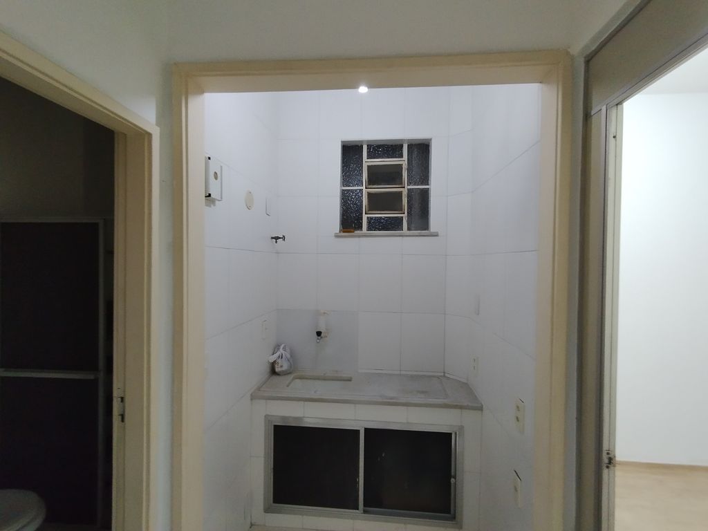 Imagens do imóveis Sala Comercial em Catete no Rio de Janeiro para Venda