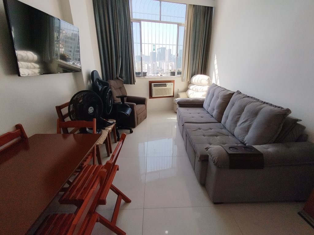 Imagens do imóveis Apartamento de Sala um Quarto Dependência e Garagem, centro do Rio de Janeiro