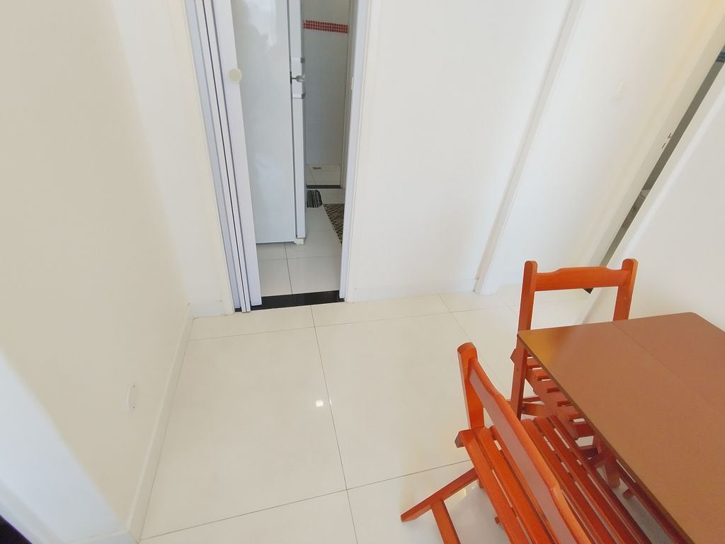 Imagens do imóveis Apartamento de Sala um Quarto Dependência e Garagem, centro do Rio de Janeiro