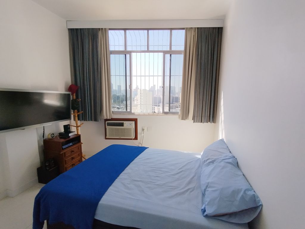Imagens do imóveis Apartamento de Sala um Quarto Dependência e Garagem, centro do Rio de Janeiro