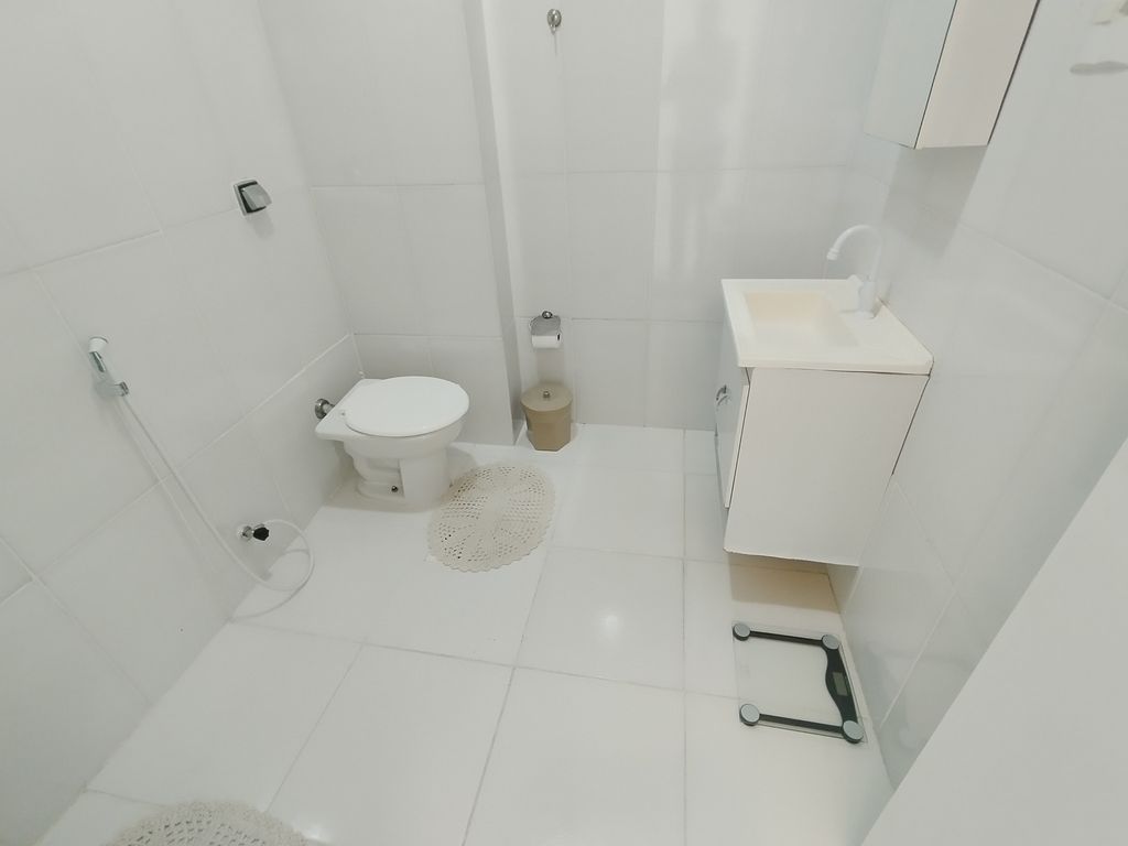 Imagens do imóveis Apartamento de Sala um Quarto Dependência e Garagem, centro do Rio de Janeiro