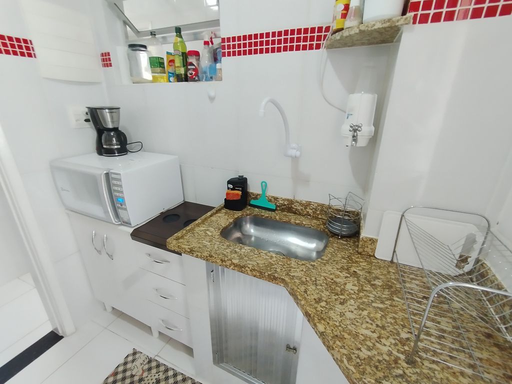 Imagens do imóveis Apartamento de Sala um Quarto Dependência e Garagem, centro do Rio de Janeiro