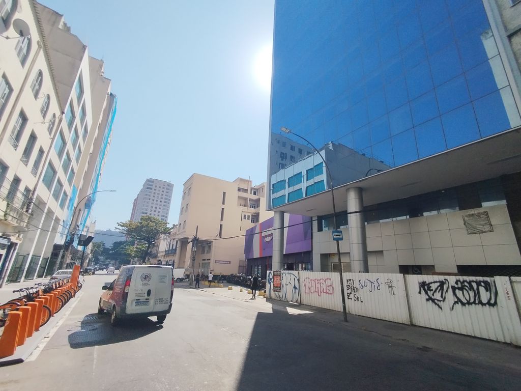 Imagens do imóveis Apartamento de Sala um Quarto Dependência e Garagem, centro do Rio de Janeiro