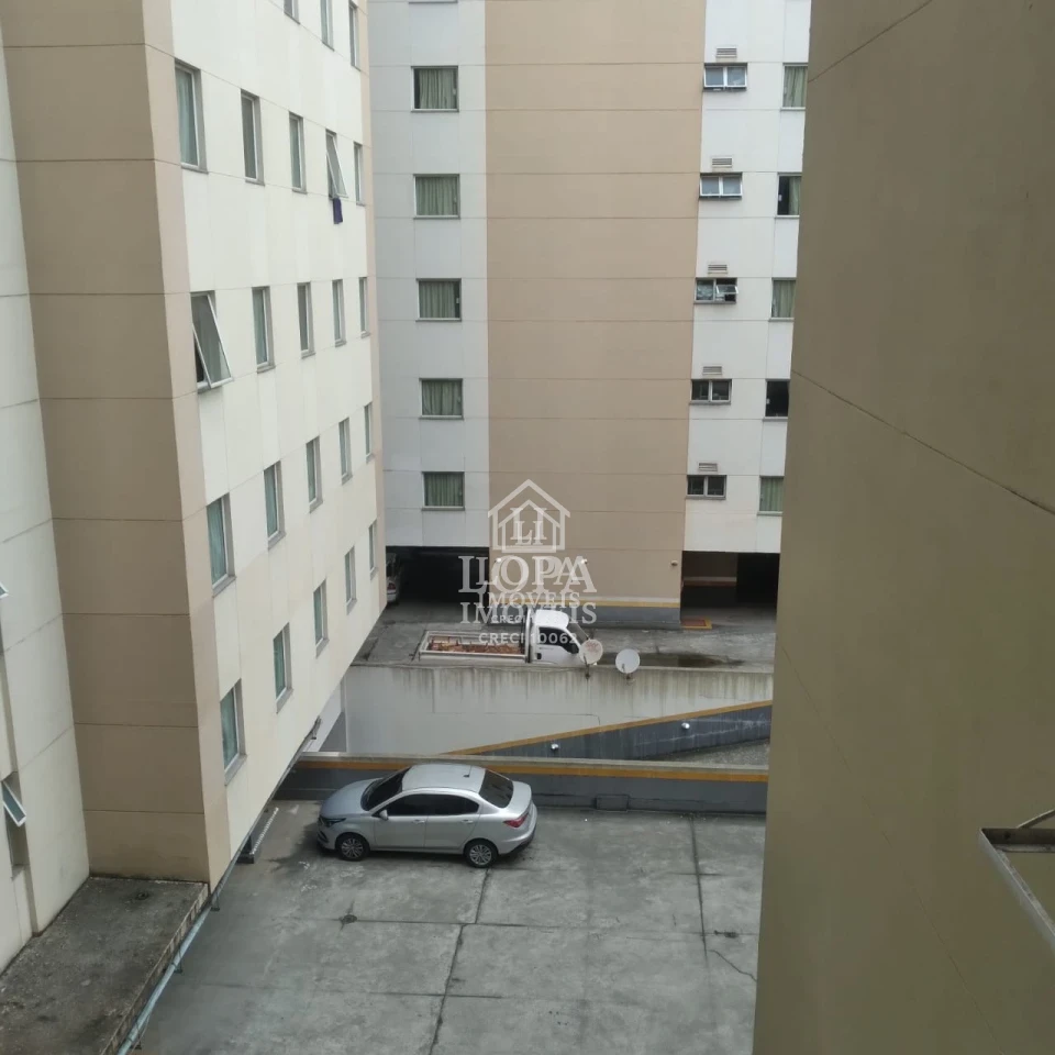Sala Comercial A Vanda Na Praça TiraDentes