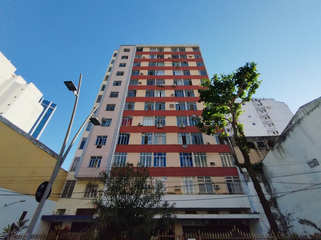 Imagens do imóveis Apartamento composto de Sala um Quarto em Centro Rio de Janeiro para Venda