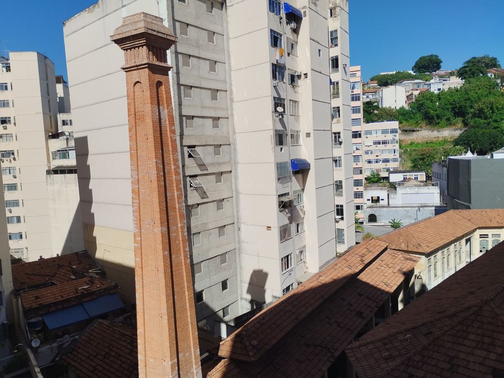 Imagens do imóveis Apartamento de Sala e Quarto com área para vender em Centro Rio de Janeiro