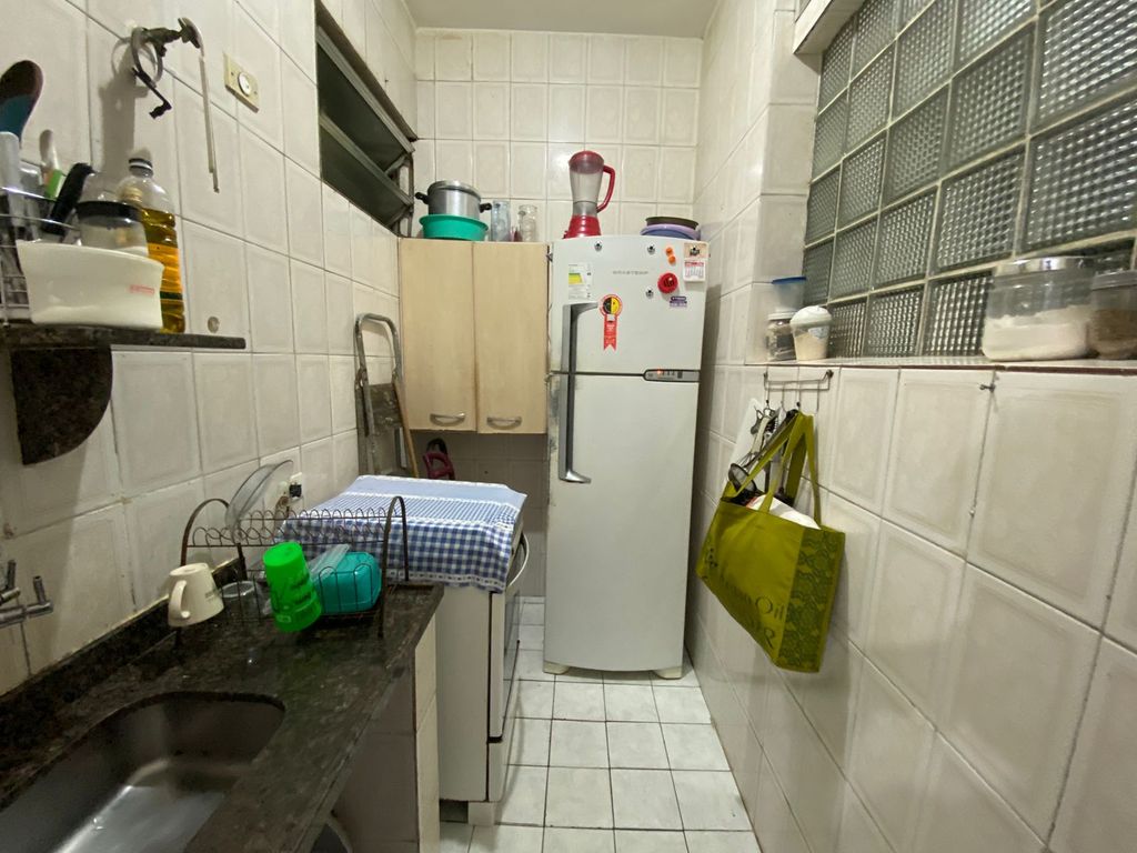 Imagens do imóveis Apartamento de Quarto e Sala na Rua dos Inválidos no Centro do Rio de Janeiro
