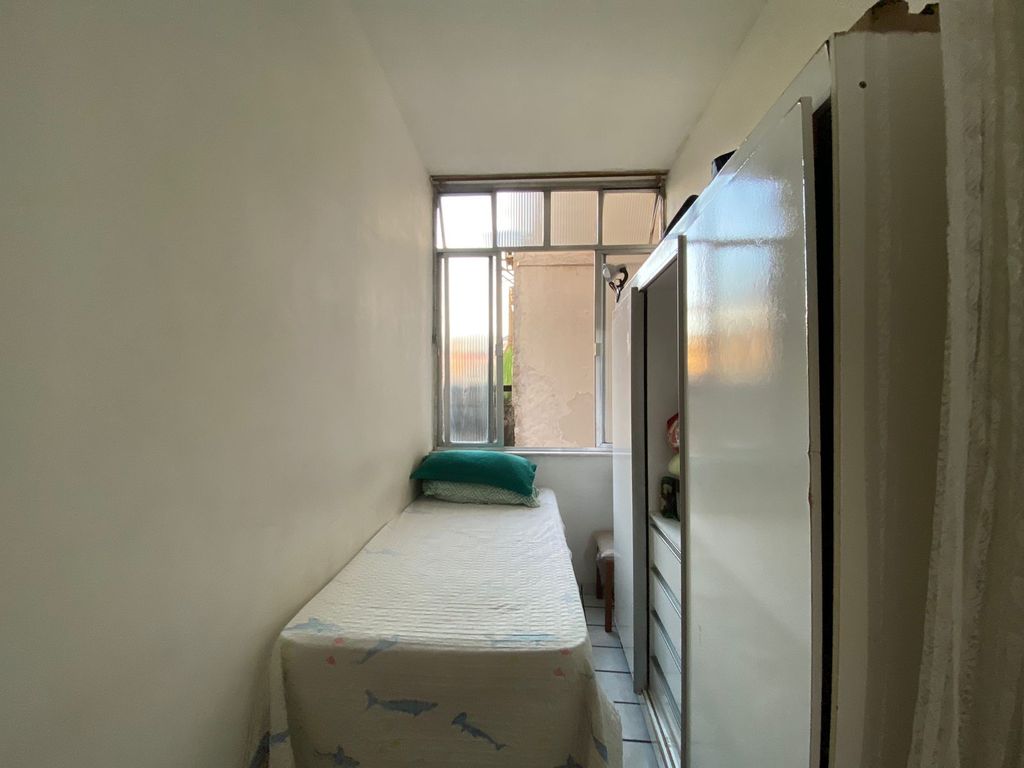 Imagens do imóveis Apartamento de Quarto e Sala na Rua dos Inválidos no Centro do Rio de Janeiro