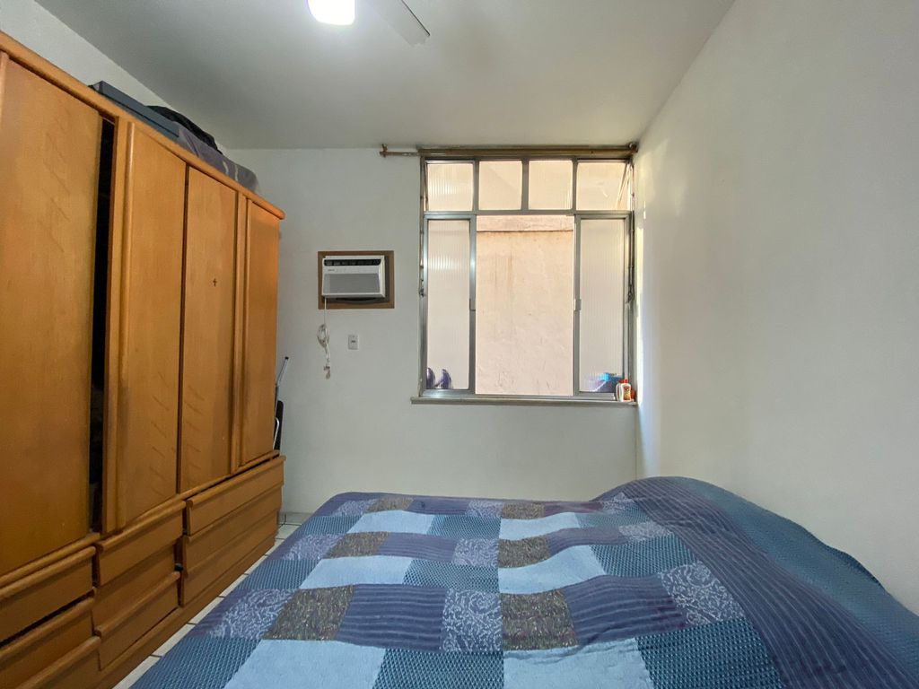 Imagens do imóveis Apartamento de Quarto e Sala na Rua dos Inválidos no Centro do Rio de Janeiro