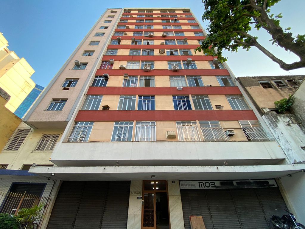 Imagens do imóveis Apartamento de Quarto e Sala na Rua dos Inválidos no Centro do Rio de Janeiro