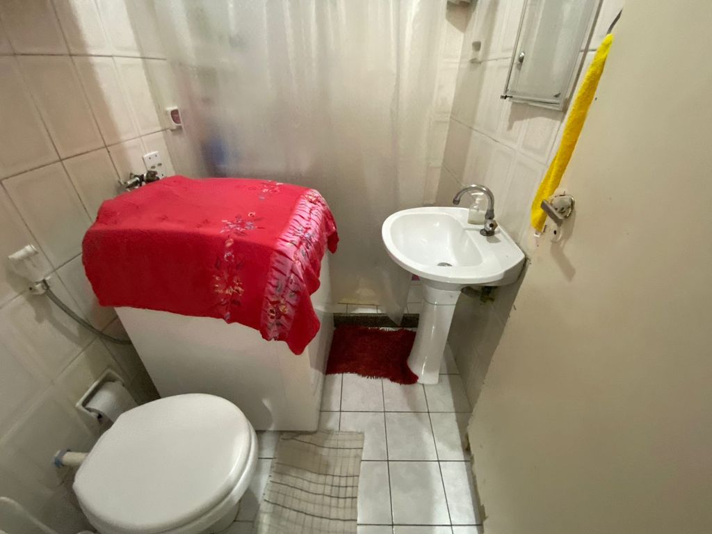 Imagens do imóveis Apartamento de Quarto e Sala na Rua dos Inválidos no Centro do Rio de Janeiro
