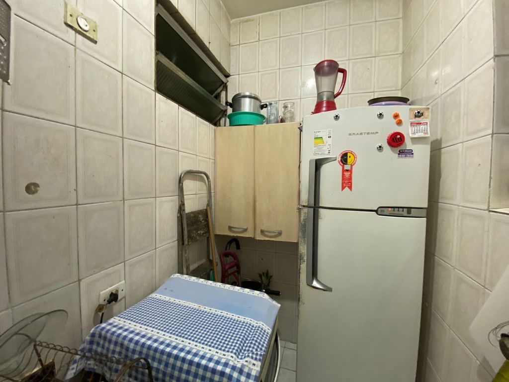Imagens do imóveis Apartamento de Quarto e Sala na Rua dos Inválidos no Centro do Rio de Janeiro